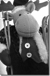 A skiing moose in a VP's office (from Canada, perhaps?) A skiing moose in a VP's office (from Canada, perhaps?)