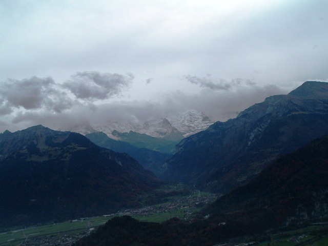 [Paragliding%2520View%2520in%2520Switzerland-%2520October%2520%252704%2520%252316%2520%25282%2529.jpg]