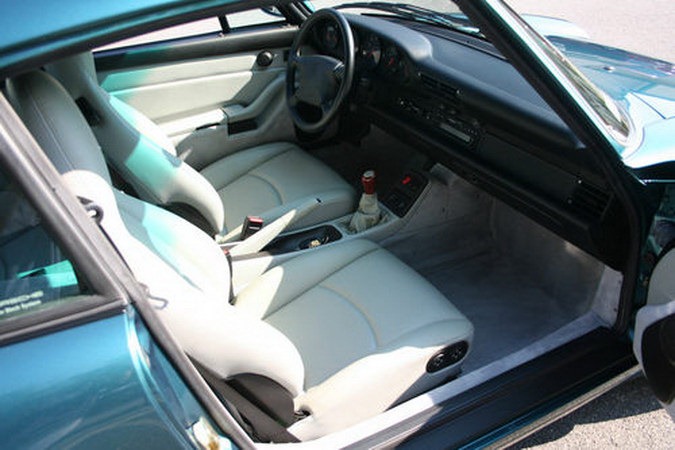 [1996-PORSCHE-993-C2-8%255B2%255D.jpg]