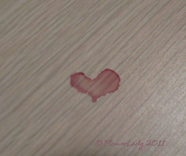 [11-14-wine-drop-heart%255B4%255D.jpg]