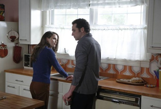 THE AMERICANS -- Trust Me -- Episode 6 (Airs Wednesday, March 6, 10:00 pm e/p) -- Pictured: (L-R) Keri Russell as Elizabeth Jennings, Matthew Rhys as Philip Jennings -- CR: Craig Blankenhorn/FX
