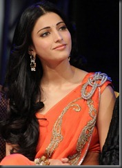 Shruti Hassan Hot Saree Pictures 1