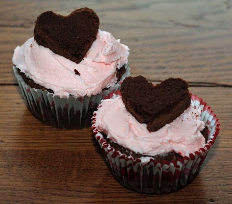 BrownieHeartCupcakes.jpg