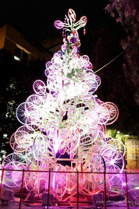Image Dimension: 466x700 :: Christmas Trees: 23-foot-tall made from 100 old Bicycles in Sydney Christmas Trees: 23-foot-tall made from 100 old Bicycles in Sydney