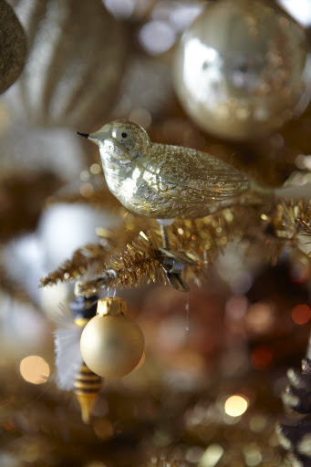 I love this mercury-glass bird.