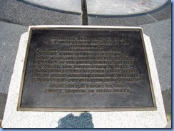 6206 Ottawa - Parliament Buildings grounds - the Victoria Tower Bell 6206 Ottawa - Parliament Buildings grounds - the Victoria Tower Bell
