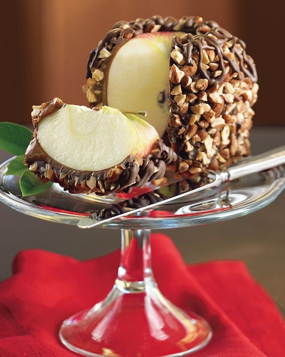 [williams%2520and%2520sonoma%2520giant%2520caramel%2520apple%255B2%255D.jpg]