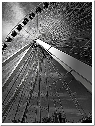 ferris-wheel-black-white-free-pictures-1-(1020)