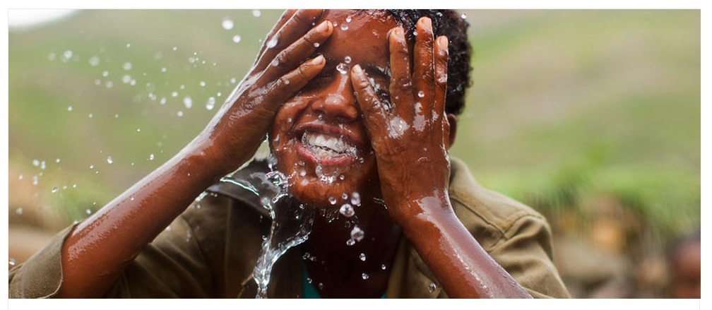 [happywaterboy%255B3%255D.jpg]