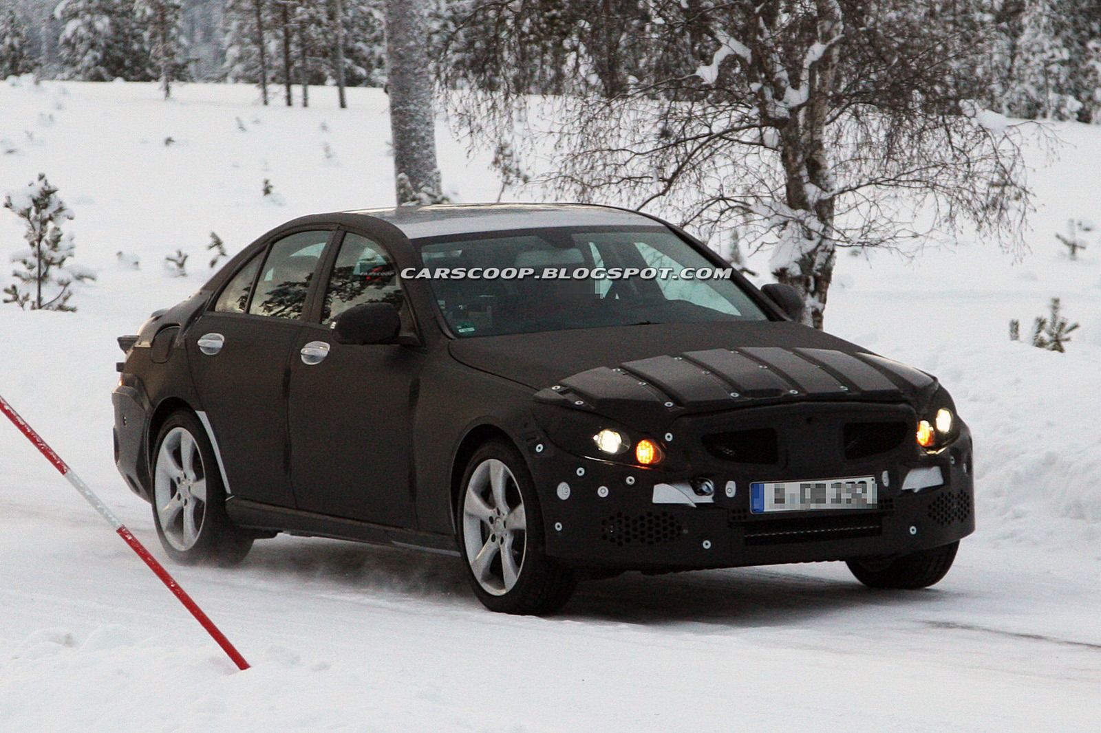 [2014-Mercedes-Benz-C-Class-Sedan-2%255B3%255D.jpg]