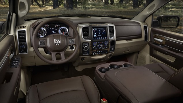 2014-RAM-1500-Mossy-Oak-2