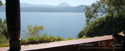 casa-lago-en-la-pena-02.jpg