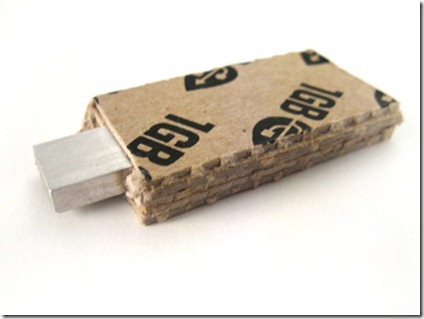 cardboard-usb-stick3