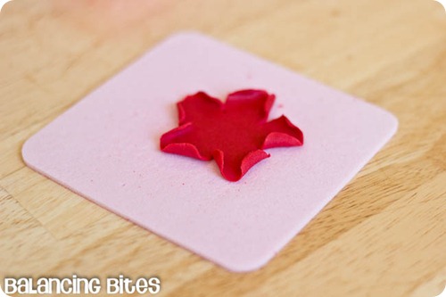 How to make small gumpaste roses (16)