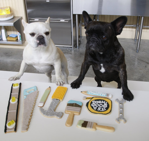 We know exactly what's going on now - these are not fancy tools - they're fancy cookies!