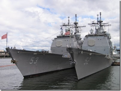 IMG_6999 USS Mobile Bay (CG-53) & USS Bunker Hill (CG-52) in Portland, Oregon on June 10, 2007