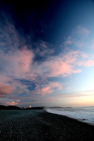 [Beach%2520at%2520sunset%255B3%255D.jpg]