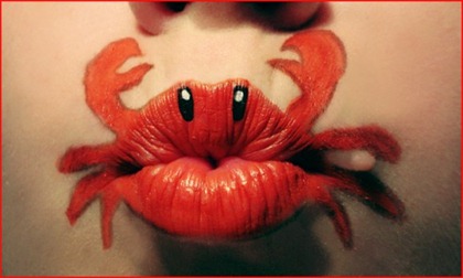 Crab-lipstick-art-580x349