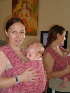  יוגה לאמהות ותינוקות