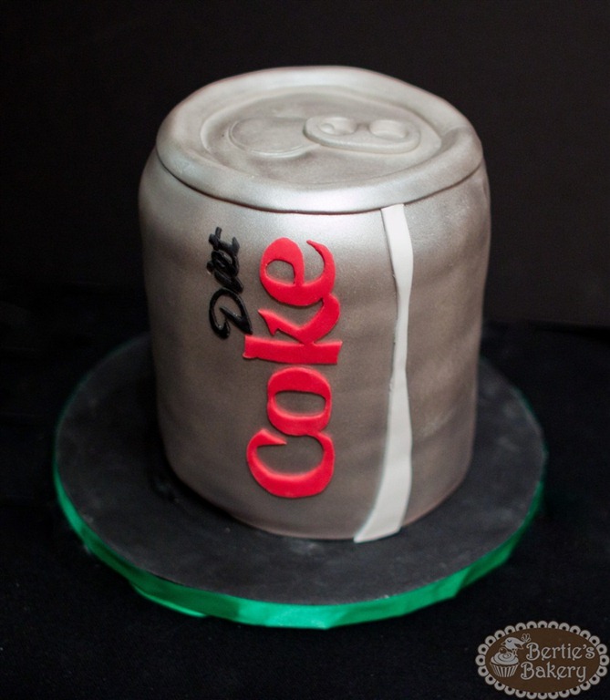 [Diet%2520Coke%2520Birthday%2520Cake1%255B9%255D.jpg]