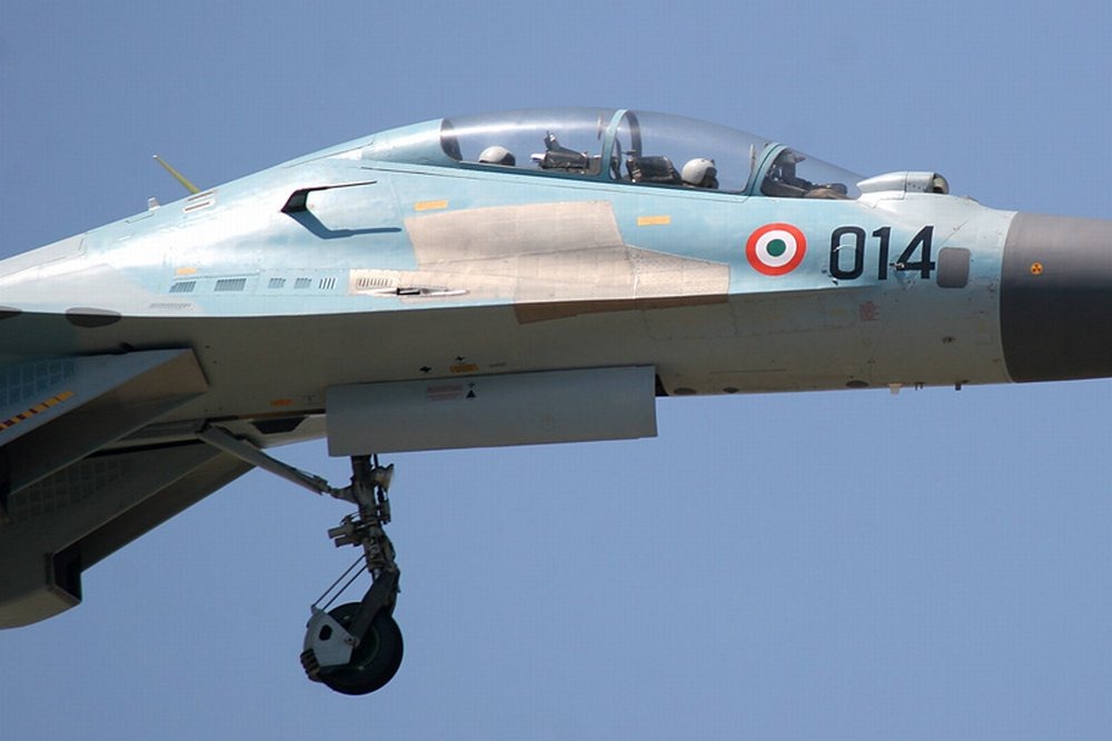 [Sukhoi-Su-30-K-MK-1-Indian-Air-Force%255B38%255D.jpg]