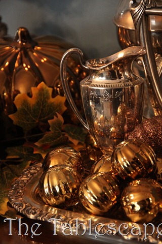 [Fall%2520Metallic%2520Dining%2520room%2520025%255B3%255D.jpg]