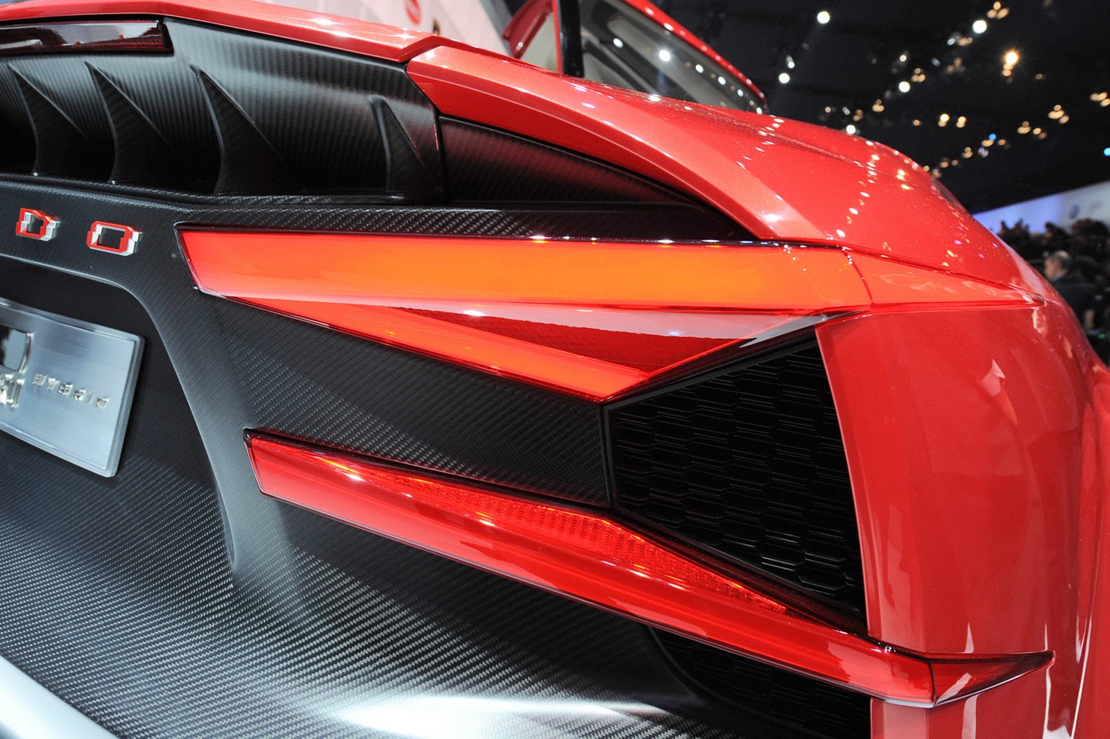 [Italdesign-Brivido-Concept-20%255B2%255D.jpg]