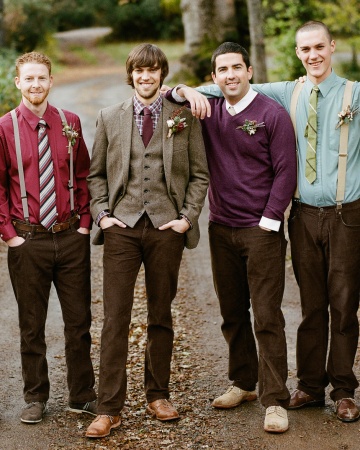 Groom Nick’s best guys wore the same chocolate-brown Old Navy pants, with different-colored shirts, vests, sweaters, and suspenders. Groom Nick’s best guys wore the same chocolate-brown Old Navy pants, with different-colored shirts, vests, sweaters, and suspenders.