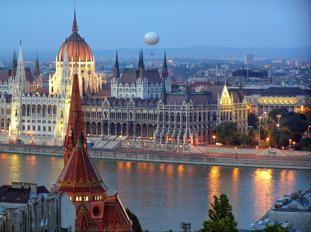 [Budapest14.jpg]