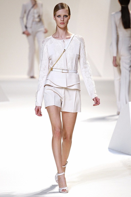 [elie-saab-spring-2013-3%255B4%255D.jpg]