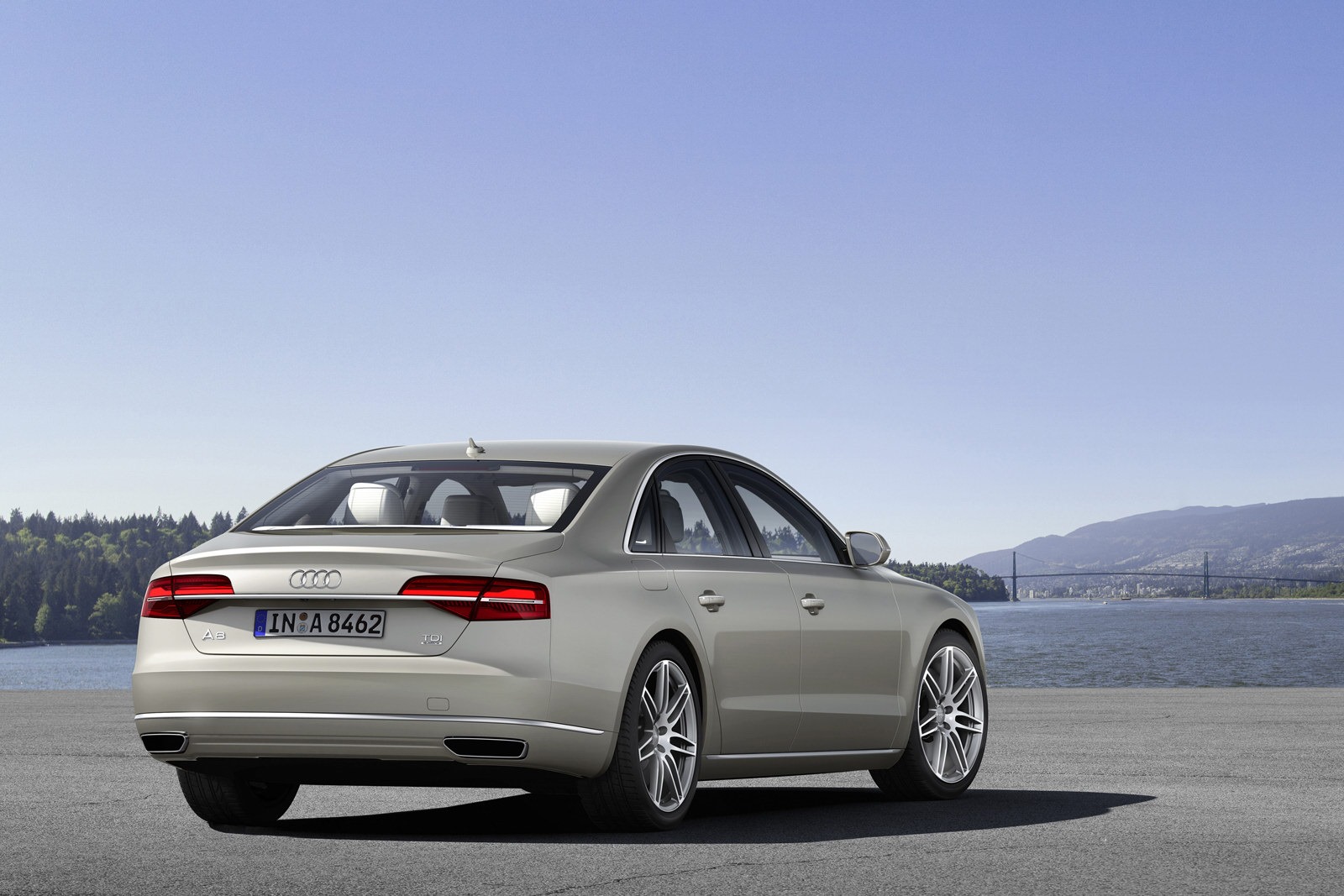 [2014-Audi-A8-4%255B2%255D.jpg]