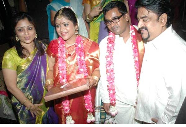 [selva%2520raghavan%2520gitanjali%2520wedding6%255B3%255D.jpg]