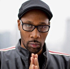RZA két film rendezését is bevállalta