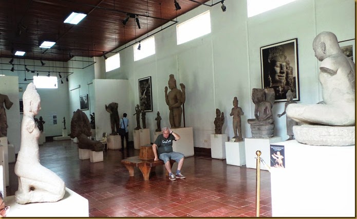 Phnom Penh Museu Nacional (3)