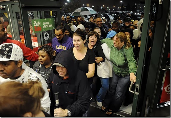 black-friday-shoppers-2011