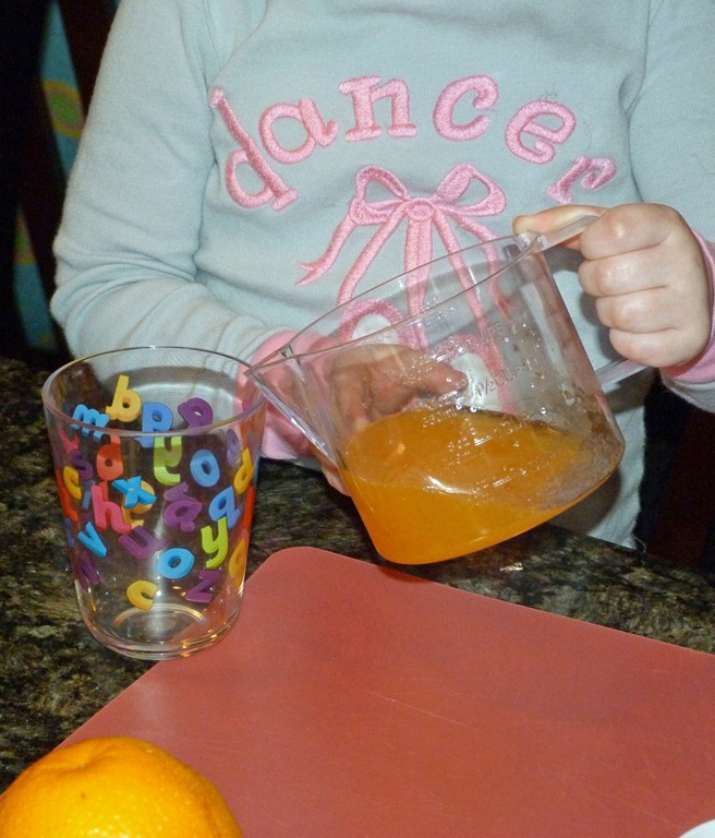 [Making-Orange-Juice-24.jpg]