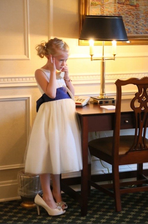 [Girl%2520on%2520phone%255B4%255D.jpg]