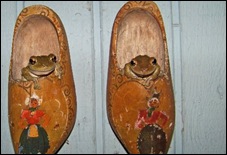 ljc-jl-frog-shoes