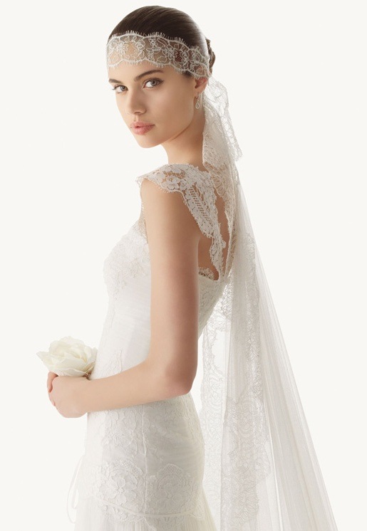 [rosa-clara-wedding-dresses-2013-betse-lace-gown-straps%255B4%255D.jpg]