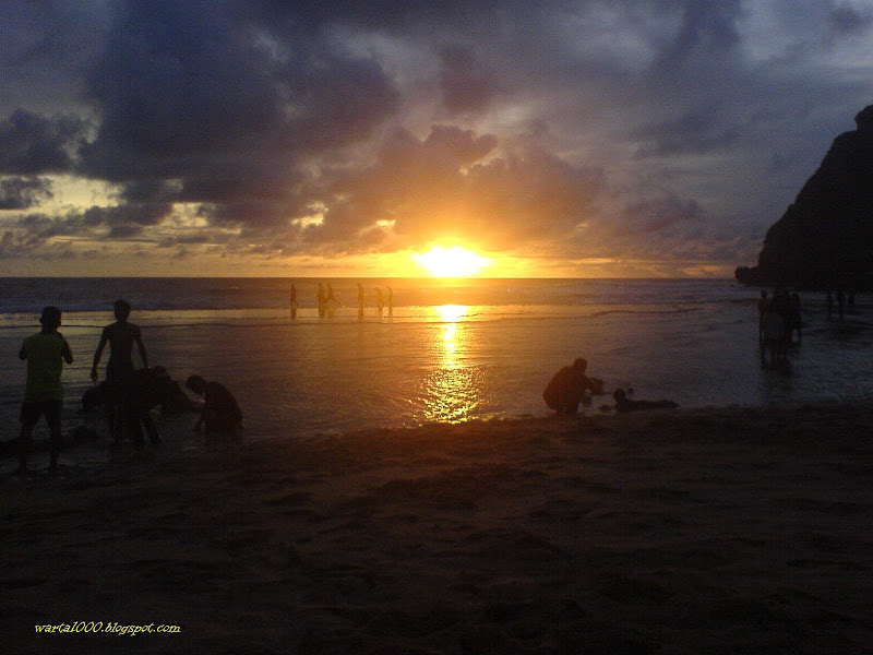 senja-di-pantai-ngobaran