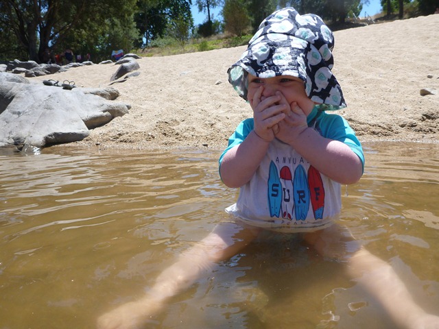 [riverswimming3.jpg]