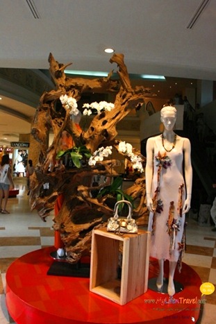 DFS Galleria Duty Free 15 DFS Galleria Duty Free 15