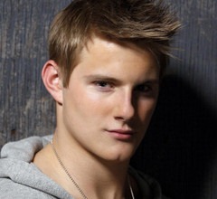 Alexander Ludwig ismét embervadászatra adja fejét Alexander Ludwig ismét embervadászatra adja fejét