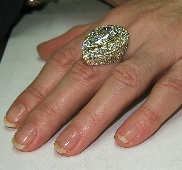[Pear%2520Shaped%2520Pave%2520Ring%2520%25283%2529%255B2%255D.jpg]