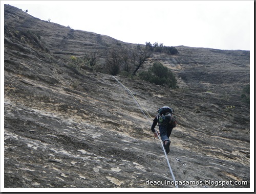 Via Gali-Molero 500m 6b Ae (V A1 Oblig) (Roca Regina, Terradets) (Isra) 9846 Via Gali-Molero 500m 6b Ae (V A1 Oblig) (Roca Regina, Terradets) (Isra) 9846