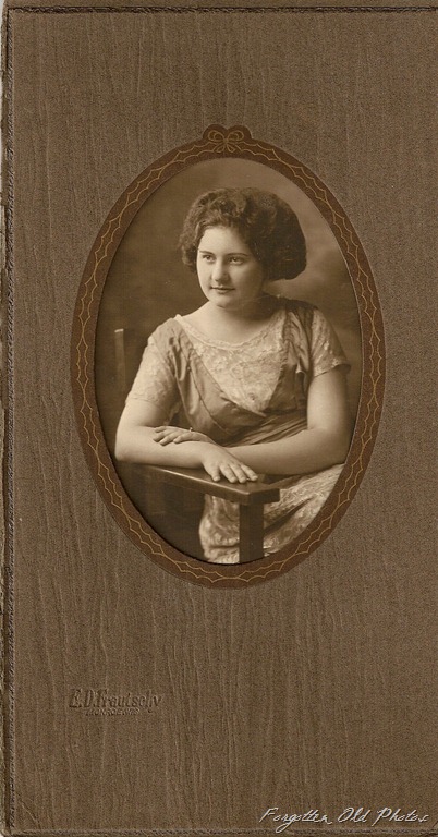 [PR%2520Antiques%2520Big%2520Hair%255B10%255D.jpg]