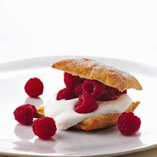 Raspberry Crème Fraîche Puff