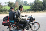 Near Agra, India 044.JPG