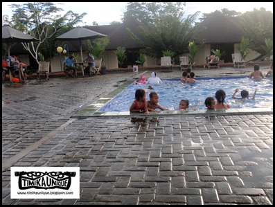 SWIMMING AT KAMORO TAME HOTEL SWIMMING AT KAMORO TAME HOTEL