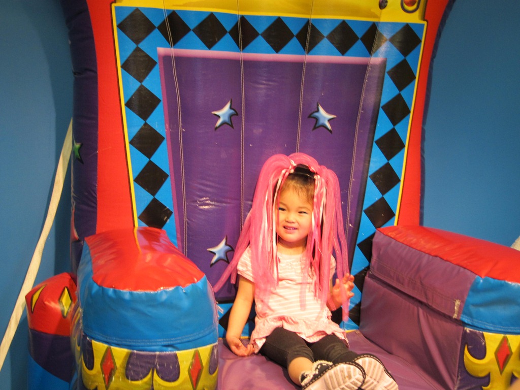 [wk108_kailee_3bday_pump_it_up_kailee%255B3%255D.jpg]